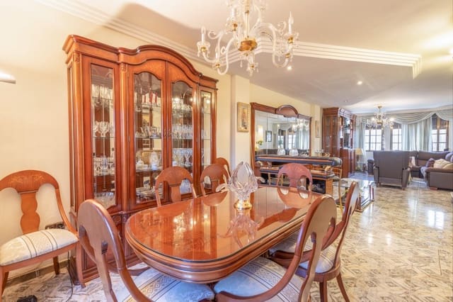 4 sypialnia Finka/Dom wiejski na sprzedaż w Santa Fe z garażem - 194 900 € (Ref: 9434406)