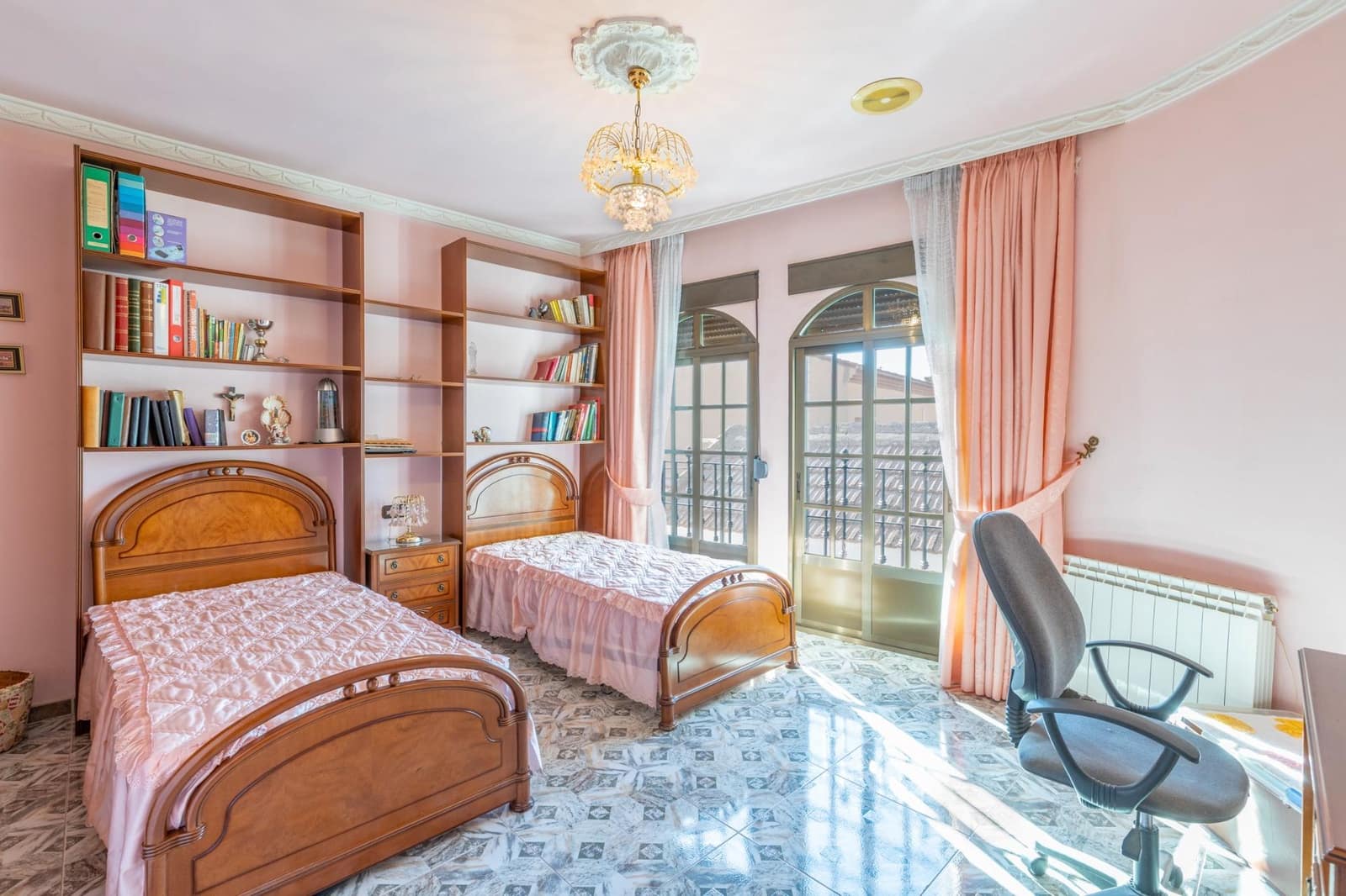 4 sypialnia Finka/Dom wiejski na sprzedaż w Santa Fe z garażem - 194 900 € (Ref: 9434406)