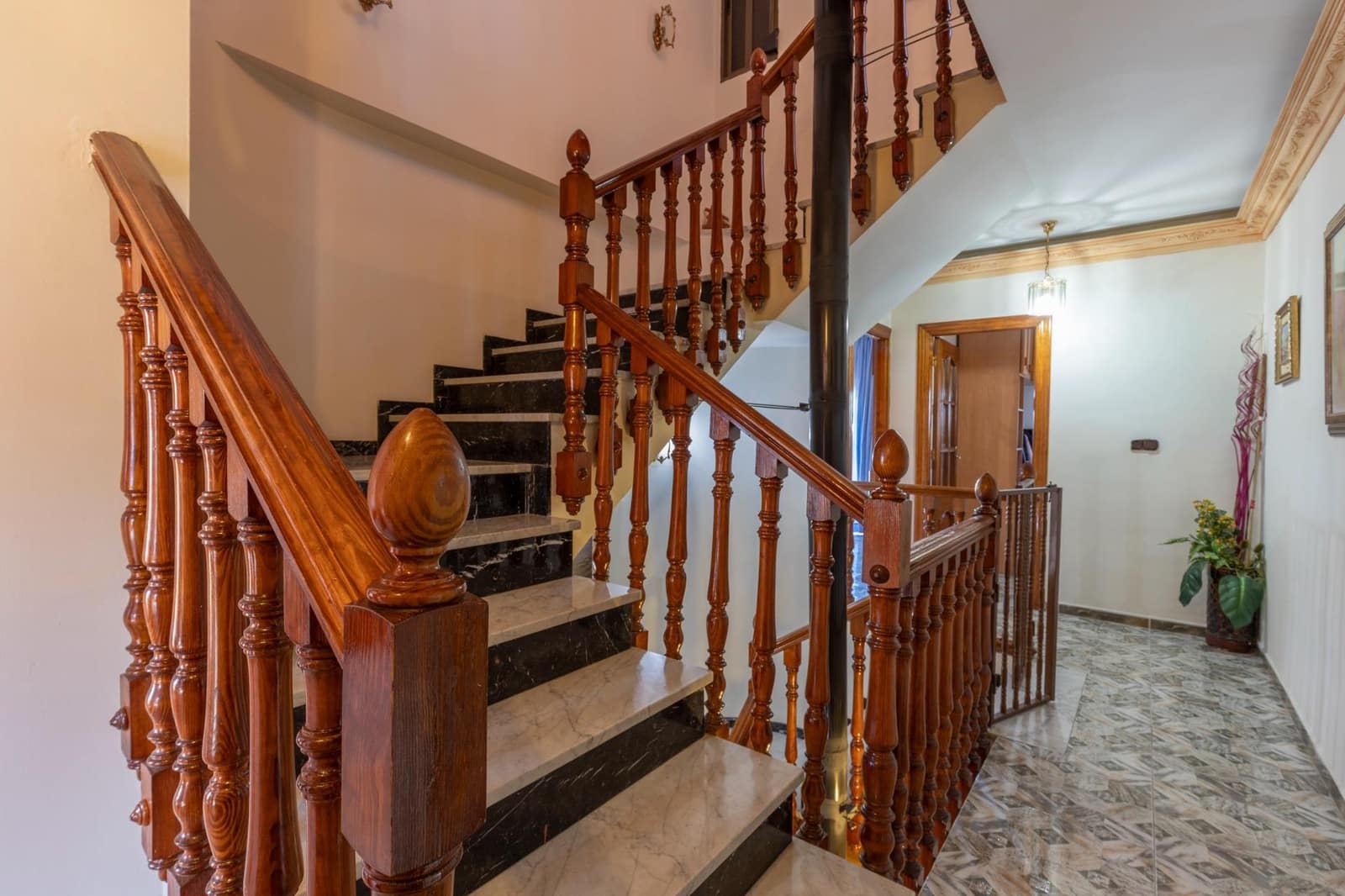 4 sypialnia Finka/Dom wiejski na sprzedaż w Santa Fe z garażem - 194 900 € (Ref: 9434406)