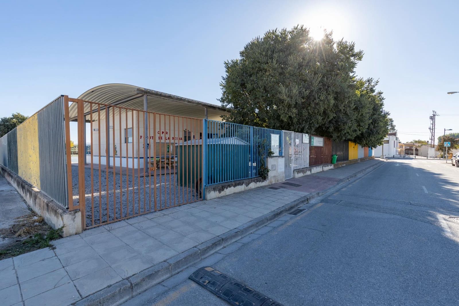 4 sypialnia Finka/Dom wiejski na sprzedaż w Santa Fe z garażem - 194 900 € (Ref: 9434406)