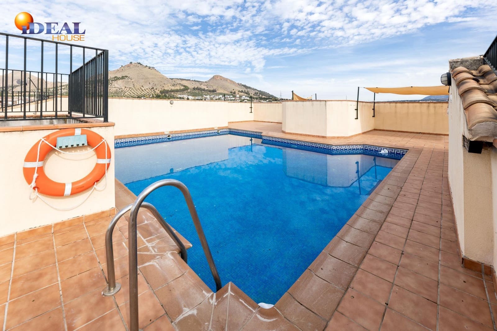 2 bedroom Flat for sale in Atarfe with pool garage - € 157,000 (Ref: 9434407)