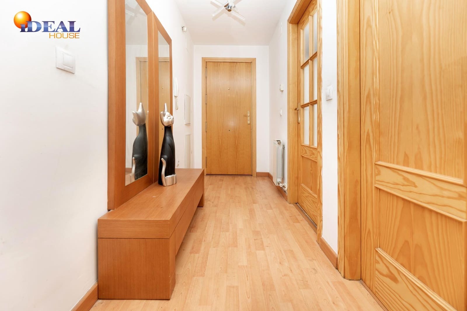 2 bedroom Flat for sale in Atarfe with pool garage - € 157,000 (Ref: 9434407)