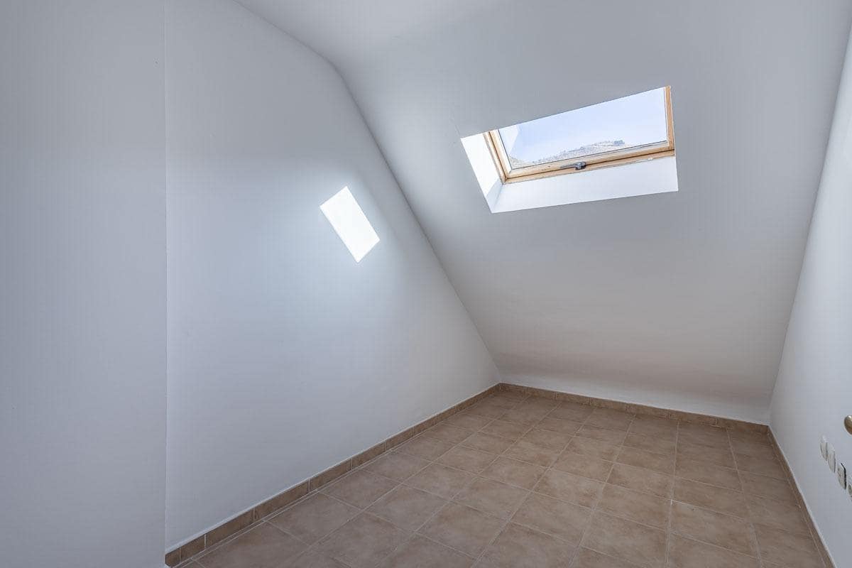 2 chambre Penthouse à vendre à Monachil avec garage - 109 500 € (Ref: 9434408)