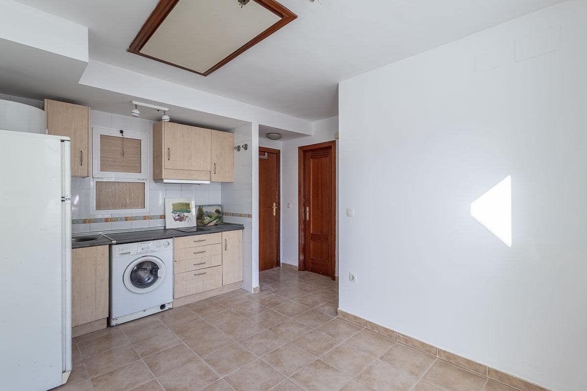 2 chambre Penthouse à vendre à Monachil avec garage - 109 500 € (Ref: 9434408)