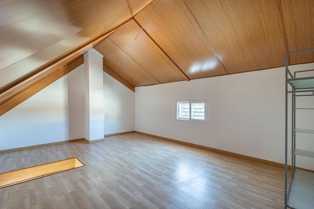 2 chambre Penthouse à vendre à Monachil avec garage - 109 500 € (Ref: 9434408)