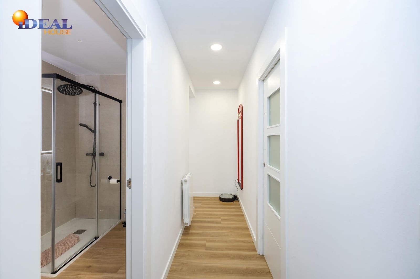 3 bedroom Flat for sale in Granada city - € 320,000 (Ref: 9434409)