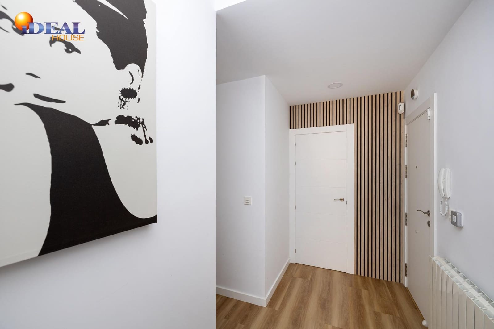 3 bedroom Flat for sale in Granada city - € 320,000 (Ref: 9434409)