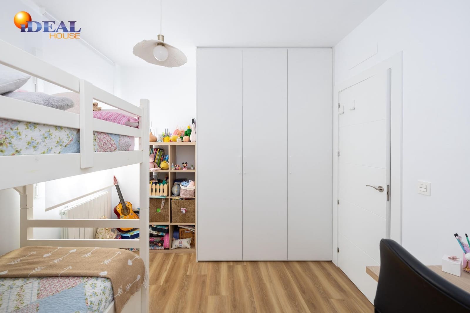 3 bedroom Flat for sale in Granada city - € 320,000 (Ref: 9434409)