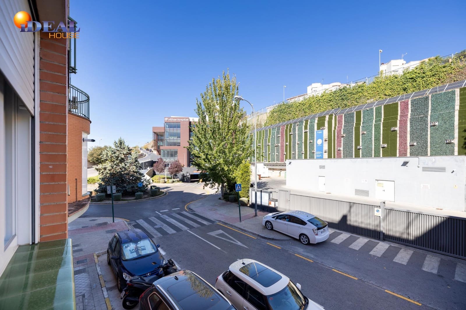 3 bedroom Flat for sale in Granada city - € 320,000 (Ref: 9434409)