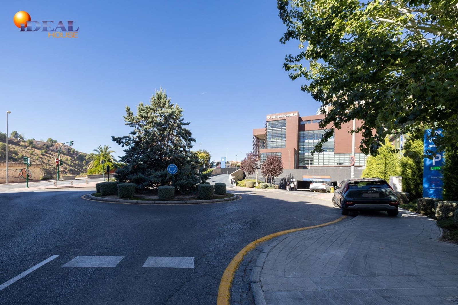 3 bedroom Flat for sale in Granada city - € 320,000 (Ref: 9434409)