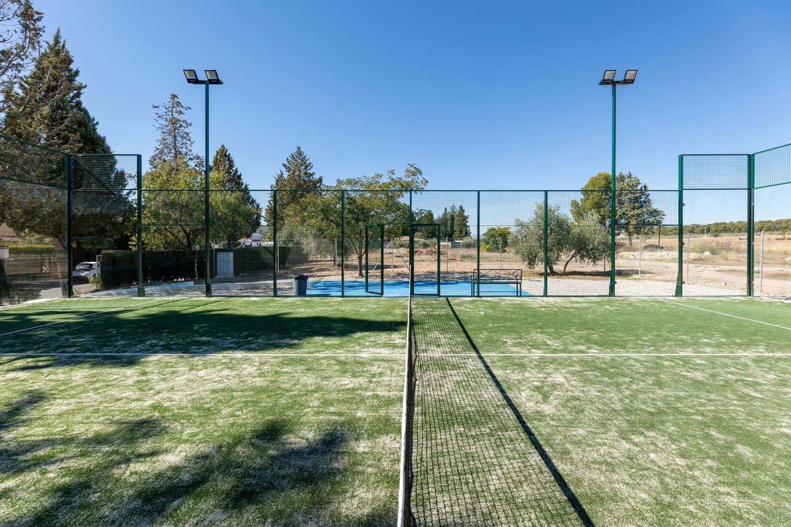 5 makuuhuone Huvila myytävänä paikassa Albolote mukana uima-altaan 
autotalli - 550 000 € (Ref: 9434410)