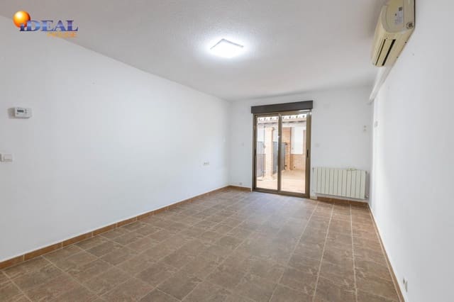 7 sovrum Radhus till salu i Albaicin, Granada stad med garage - 420 000 € (Ref: 9434412)