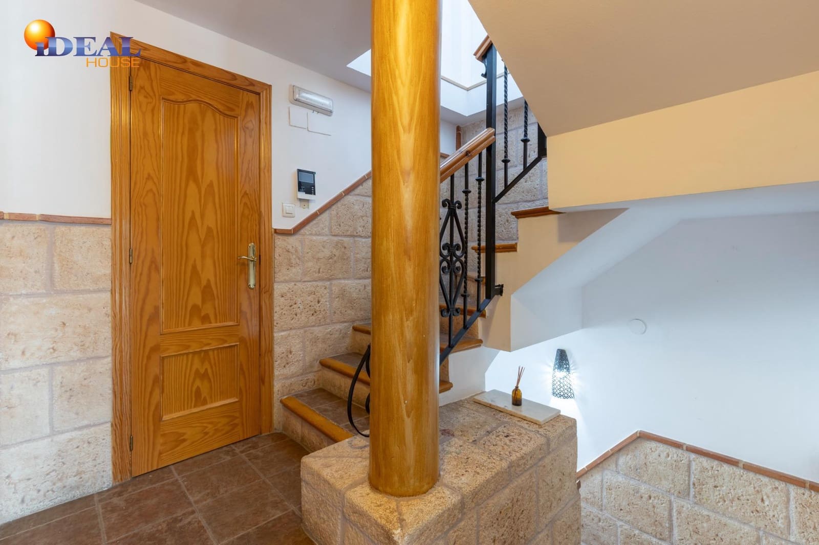 7 sovrum Radhus till salu i Granada stad med garage - 420 000 € (Ref: 9434412)