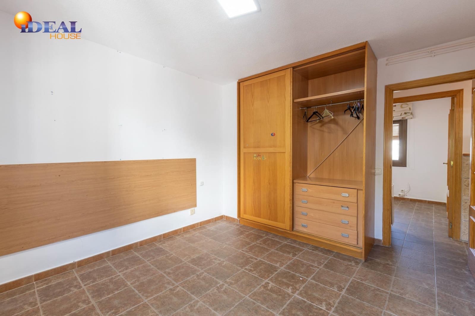 7 sovrum Radhus till salu i Granada stad med garage - 420 000 € (Ref: 9434412)