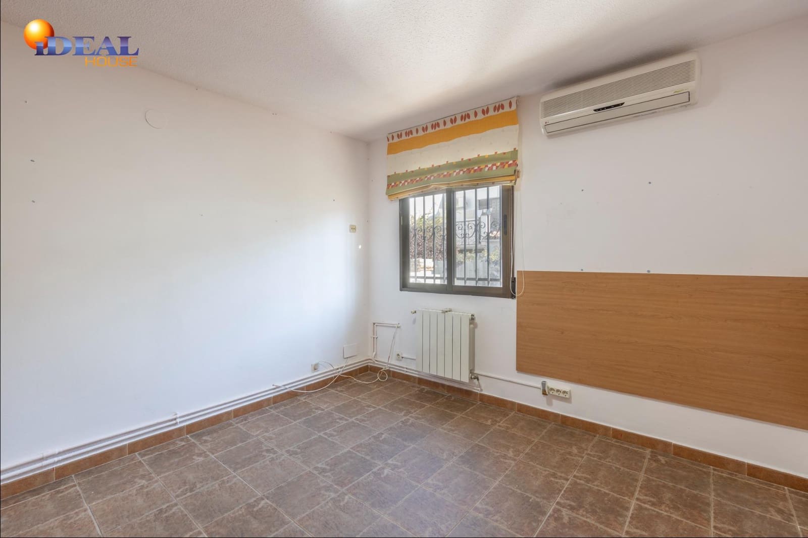 7 sovrum Radhus till salu i Granada stad med garage - 420 000 € (Ref: 9434412)
