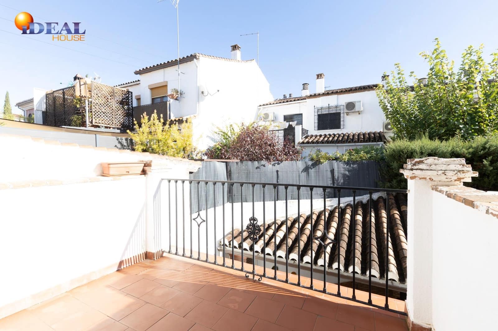 7 sovrum Radhus till salu i Granada stad med garage - 420 000 € (Ref: 9434412)