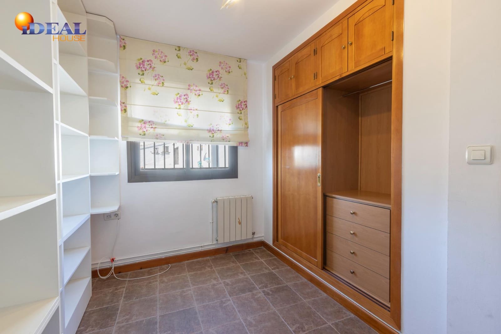 7 sovrum Radhus till salu i Granada stad med garage - 420 000 € (Ref: 9434412)