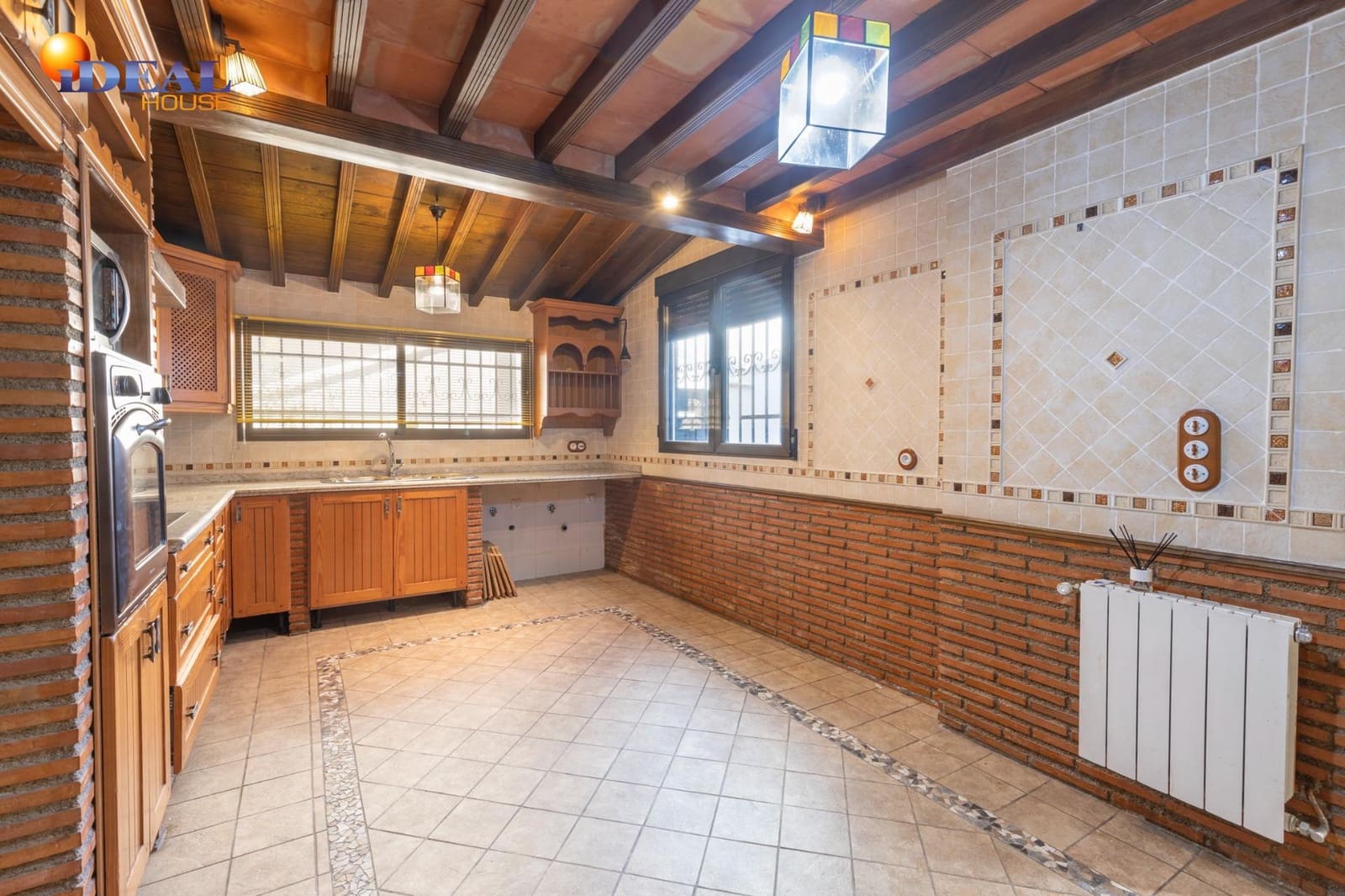 7 sovrum Radhus till salu i Granada stad med garage - 420 000 € (Ref: 9434412)