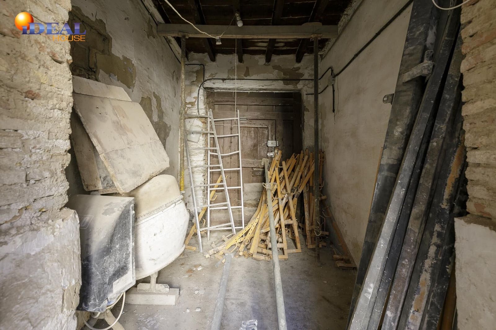 Townhouse for sale in Granada city - € 750,000 (Ref: 9434413)