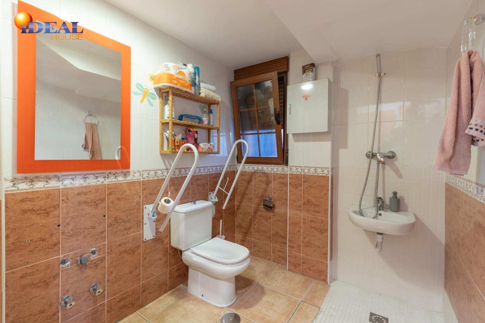 4 camera da letto Villa in vendita in Ogijares con piscina - 389.000 € (Rif: 9434416)