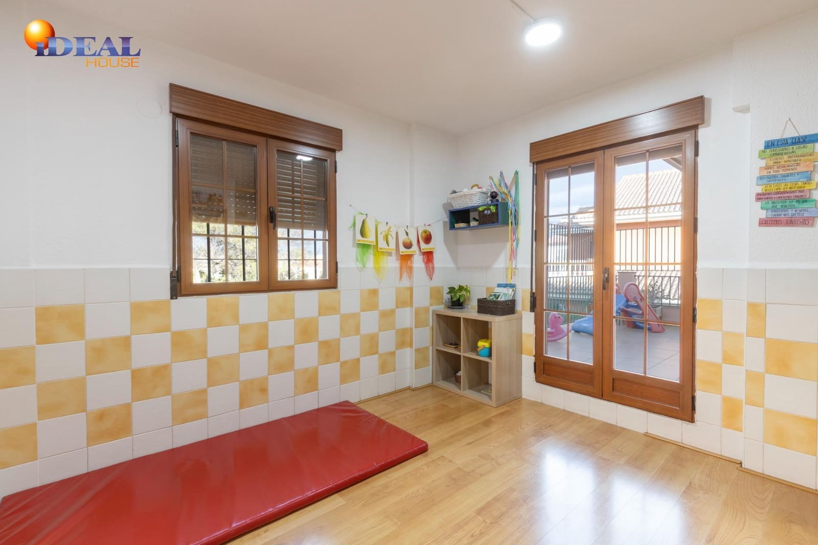 4 camera da letto Villa in vendita in Ogijares con piscina - 389.000 € (Rif: 9434416)