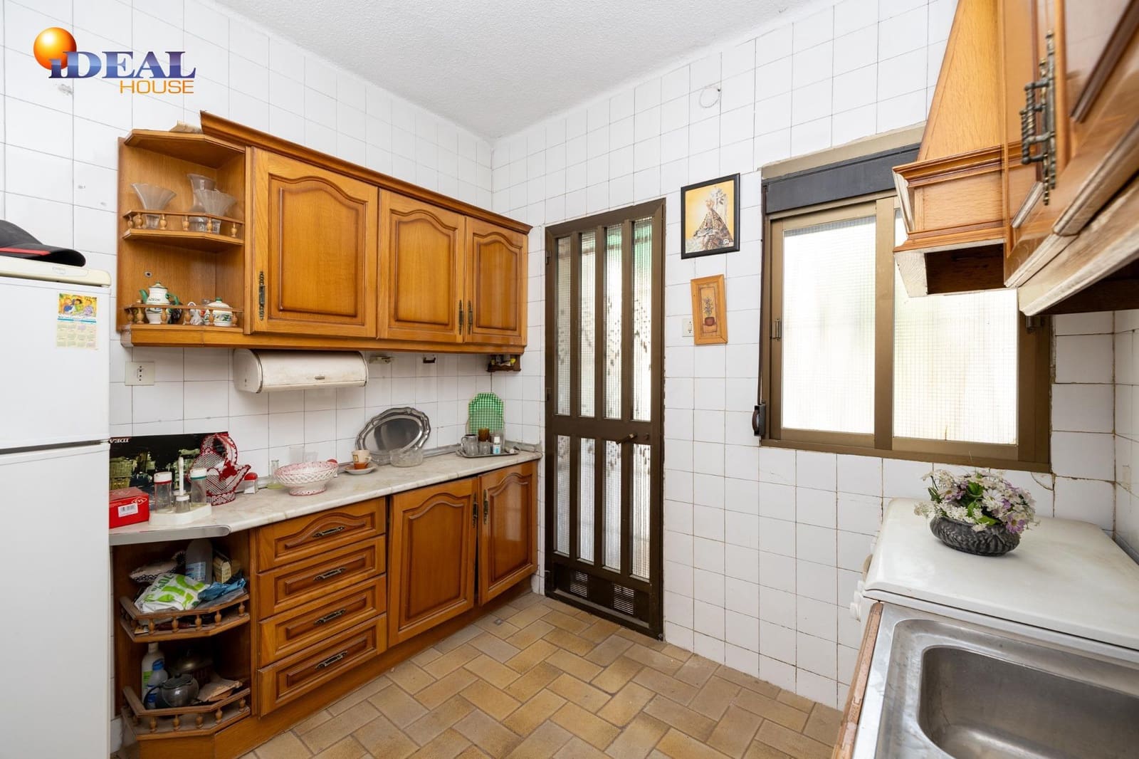 3 Zimmer Reihenhaus zu verkaufen in Granada Stadt - 145.000 € (Ref: 9434418)