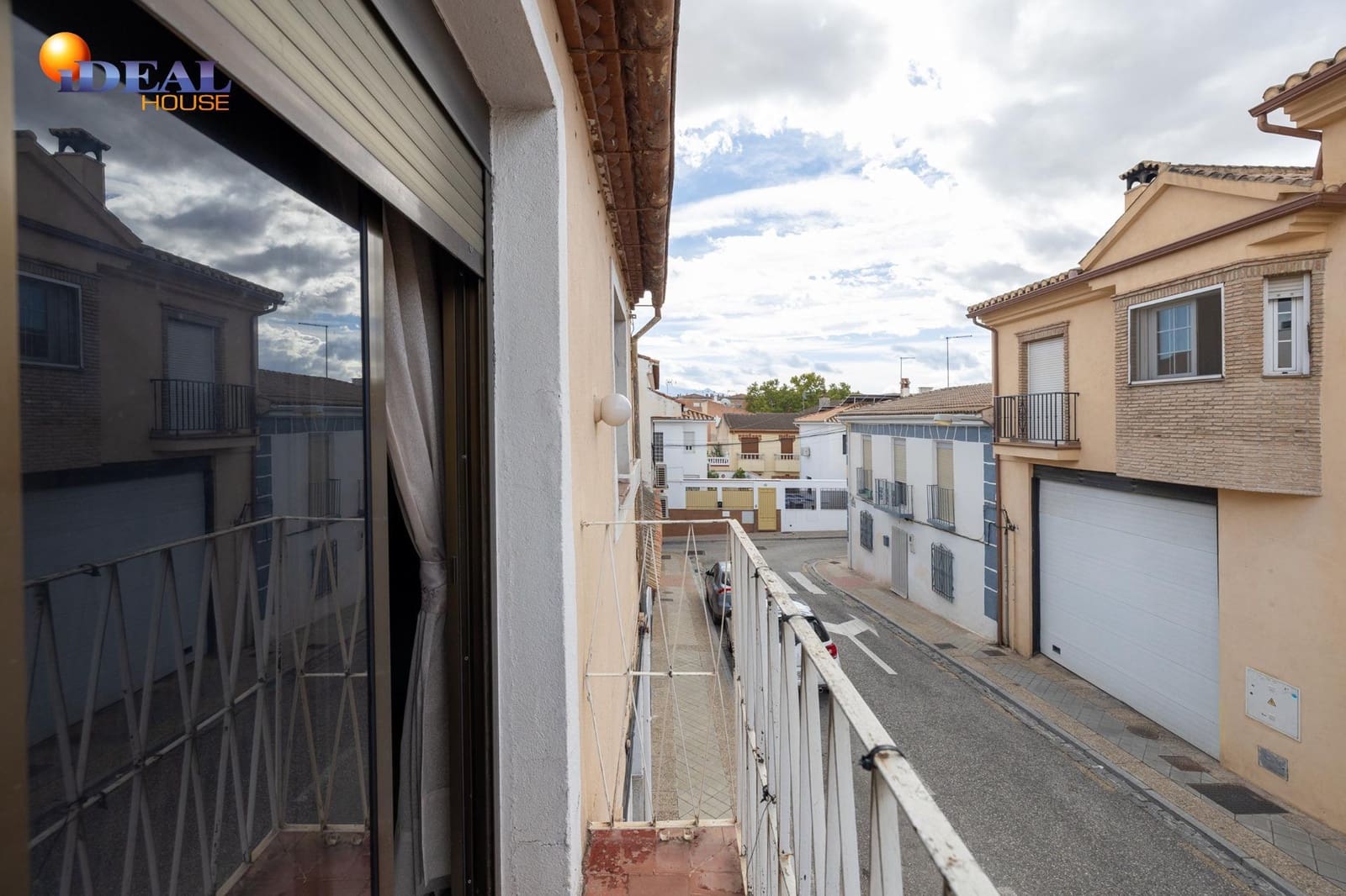 3 Zimmer Reihenhaus zu verkaufen in Granada Stadt - 145.000 € (Ref: 9434418)