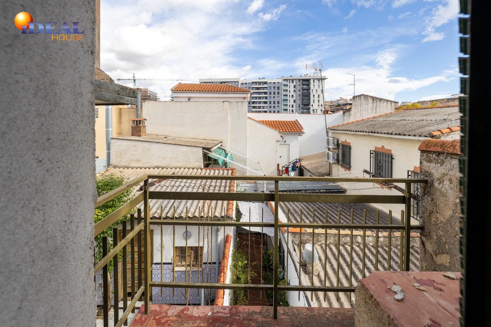 3 Zimmer Reihenhaus zu verkaufen in Granada Stadt - 145.000 € (Ref: 9434418)