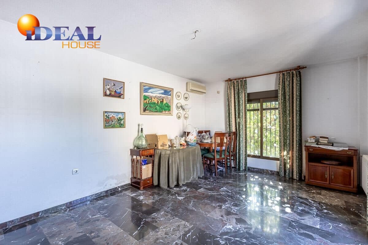 3 bedroom Villa for sale in Ogijares with garage - € 450,000 (Ref: 9434424)