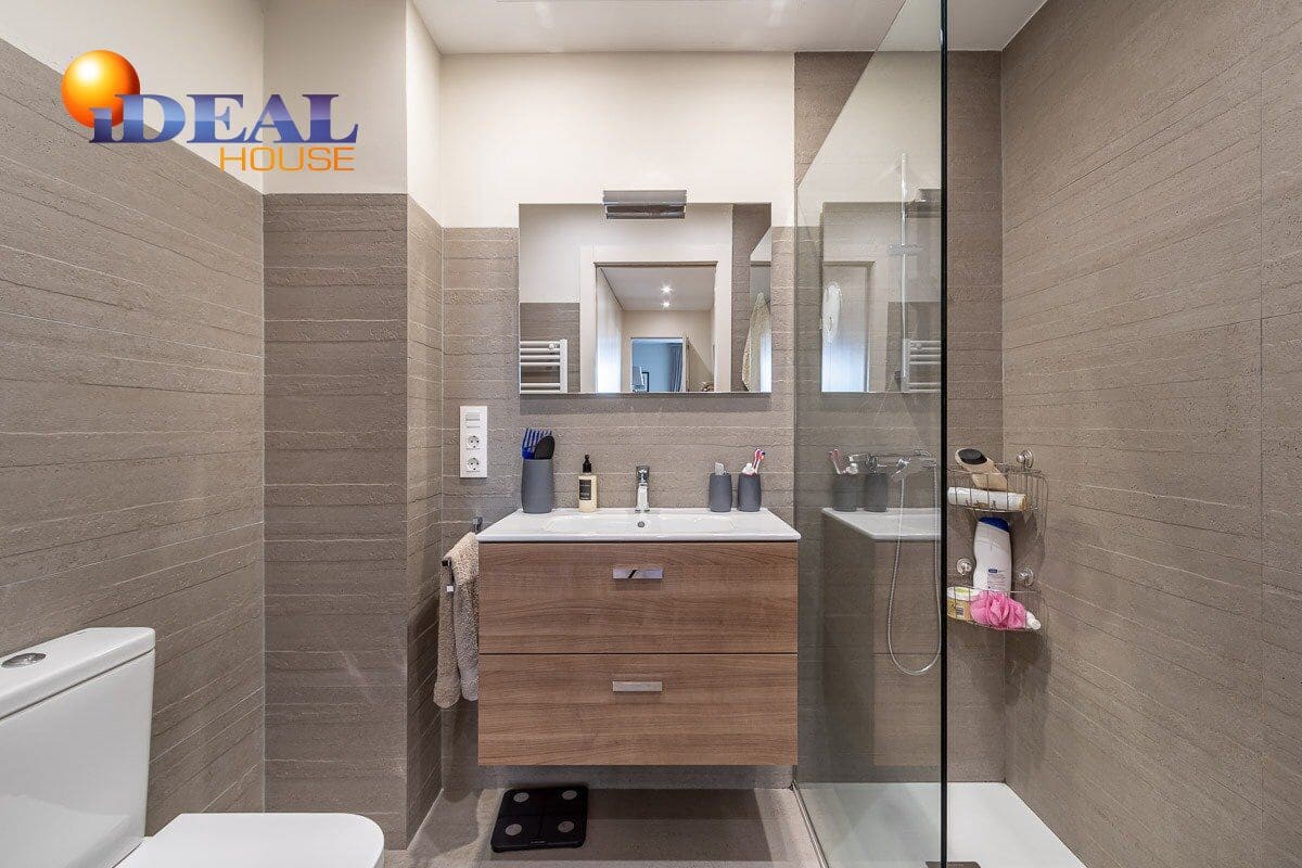 3 bedroom Flat for sale in Granada city - € 495,000 (Ref: 9434425)