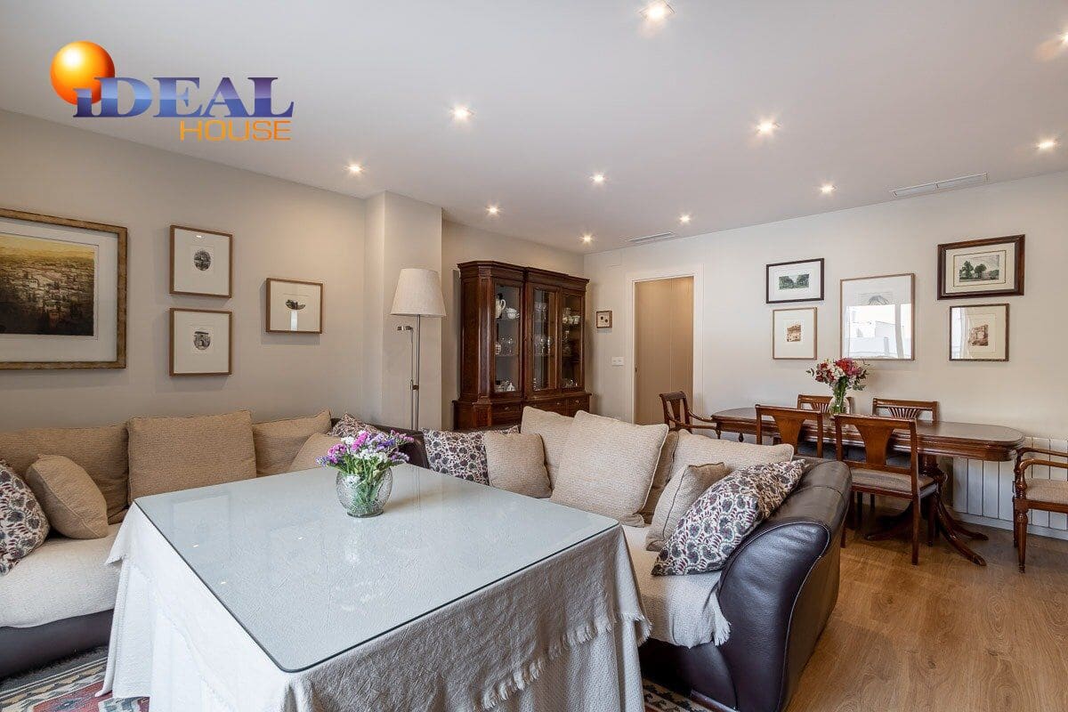 3 bedroom Flat for sale in Granada city - € 495,000 (Ref: 9434425)