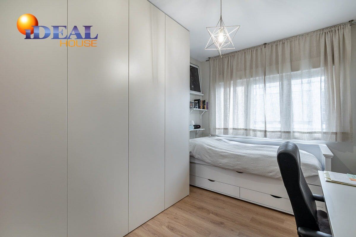 3 bedroom Flat for sale in Granada city - € 495,000 (Ref: 9434425)