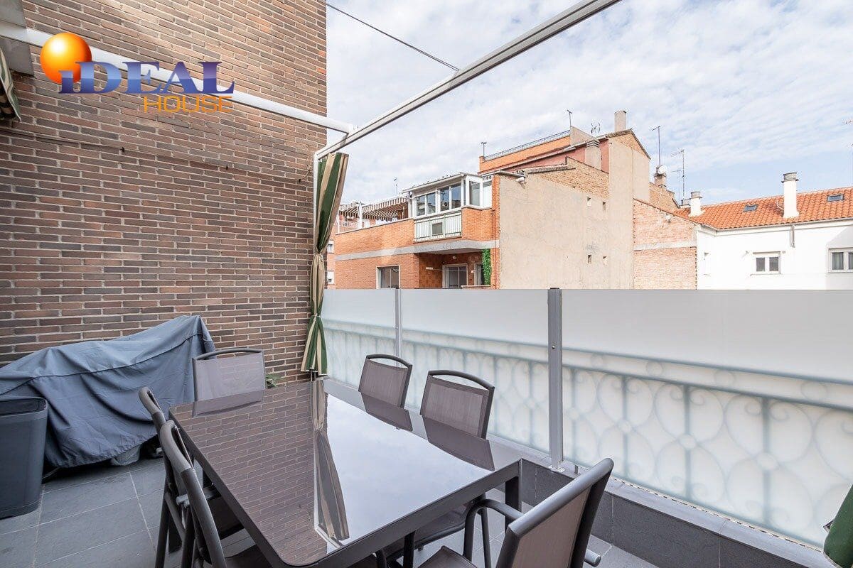 3 bedroom Flat for sale in Granada city - € 495,000 (Ref: 9434425)