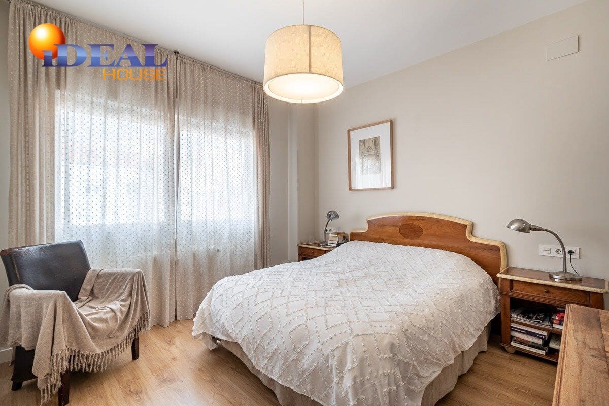 3 bedroom Flat for sale in Granada city - € 495,000 (Ref: 9434425)