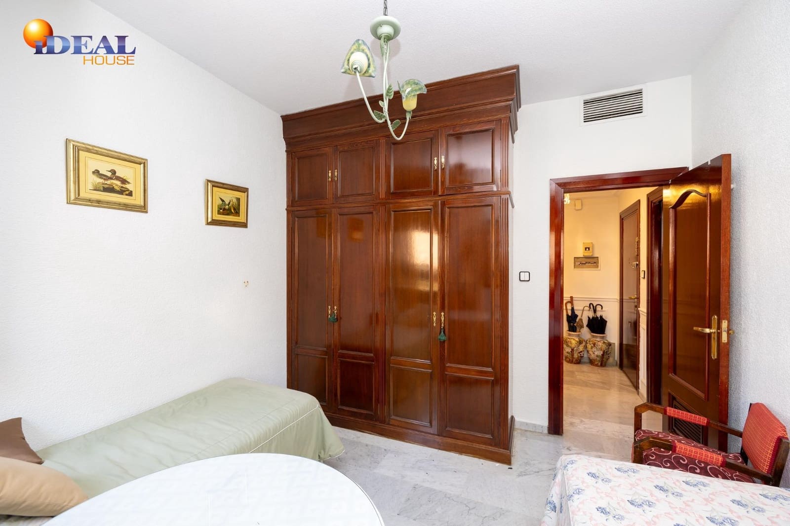 5 sovrum Lägenhet till salu i Granada stad - 1 100 000 € (Ref: 9434427)