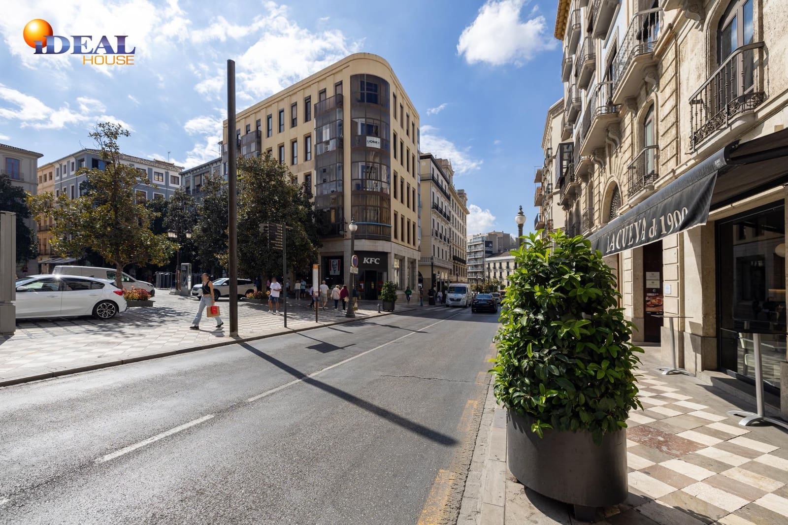 5 sovrum Lägenhet till salu i Granada stad - 1 100 000 € (Ref: 9434427)