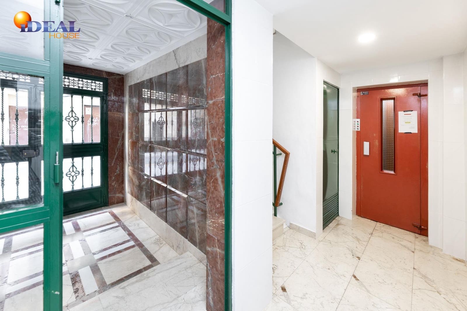 4 Zimmer Wohnung zu verkaufen in Granada Stadt - 340.000 € (Ref: 9434428)