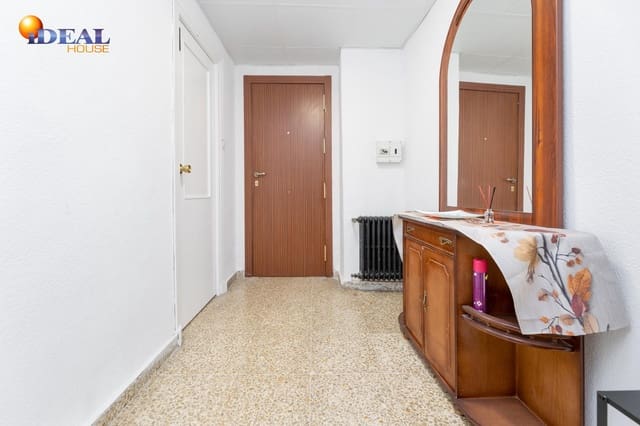 Piso de 4 habitaciones en Granada ciudad en venta - 340.000 € (Ref: 9434428)