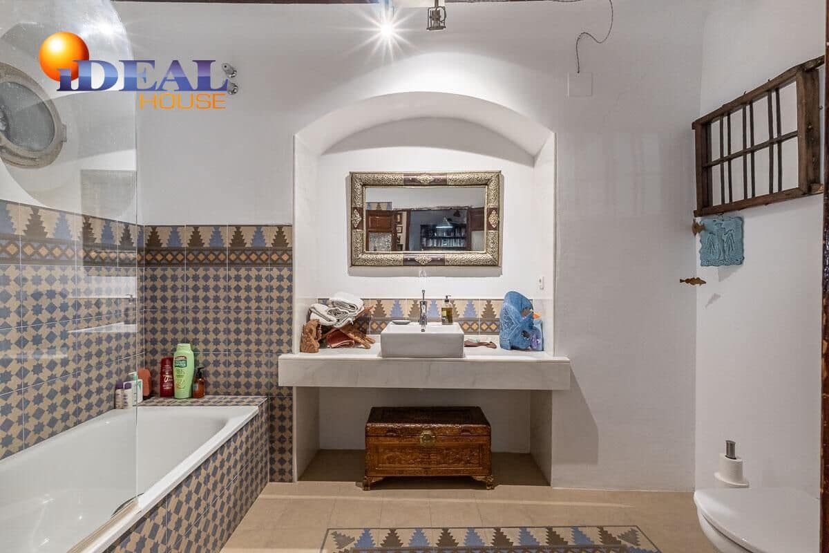 5 soverom Hus til salgs i Alhama de Granada - € 399 000 (Ref: 9434430)