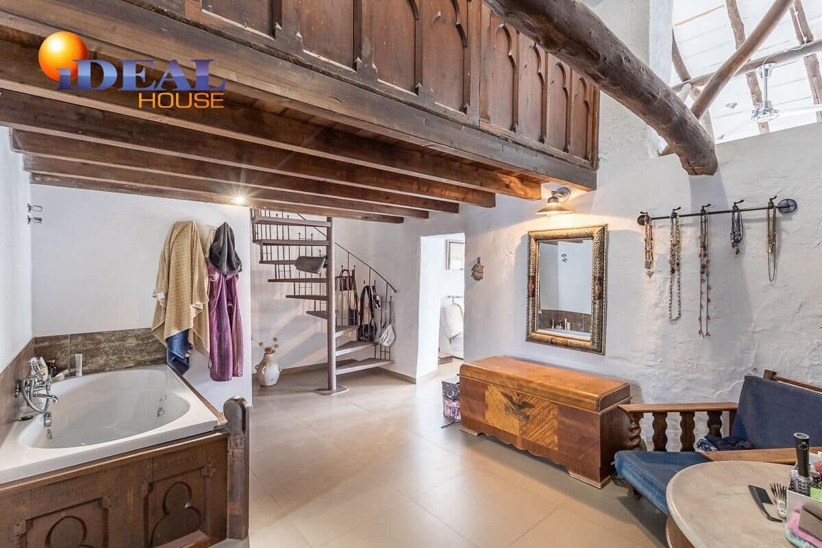 5 soverom Hus til salgs i Alhama de Granada - € 399 000 (Ref: 9434430)