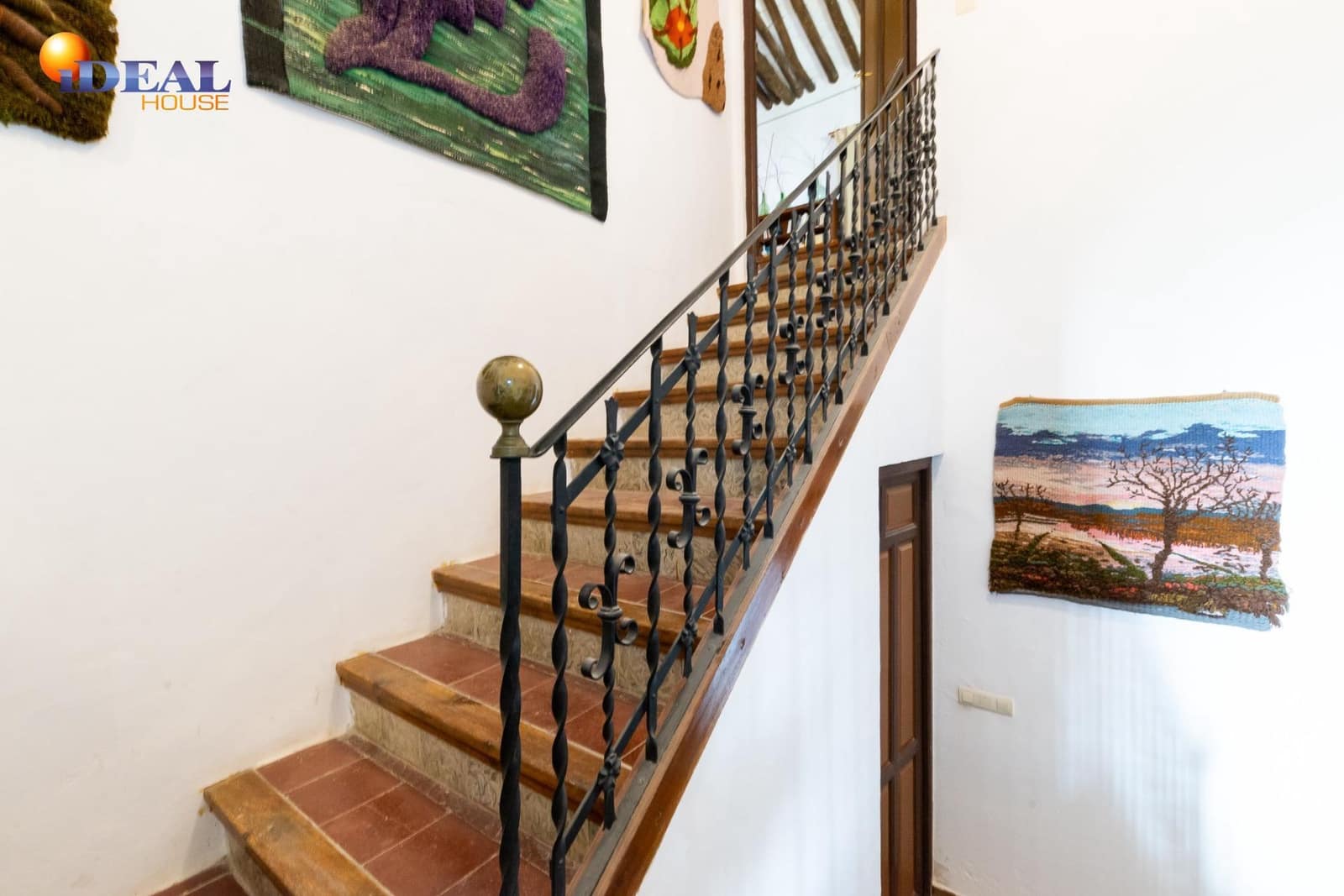 5 bedroom Finca/Country House for sale in Lachar with garage - € 199,900 (Ref: 9434432)