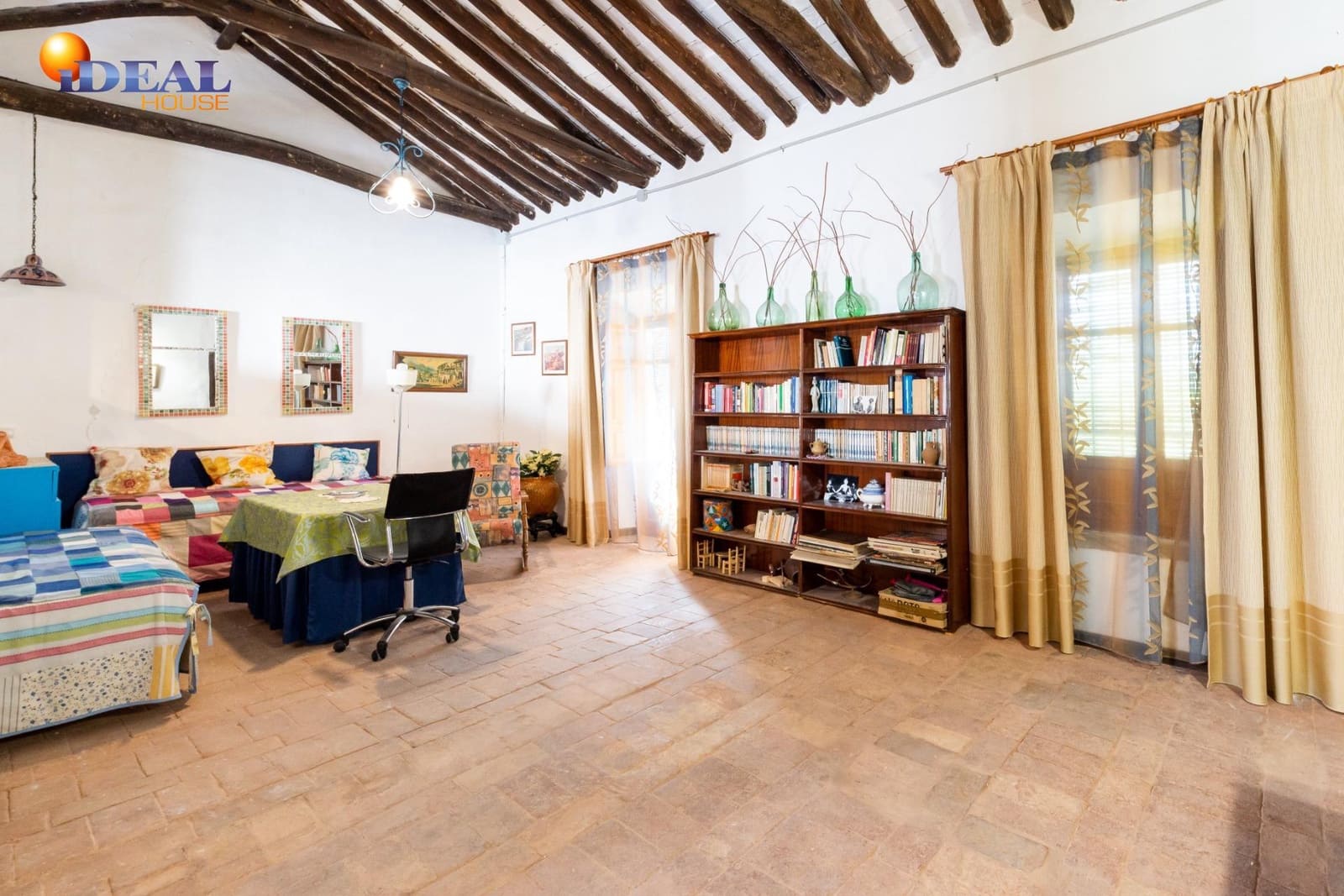 5 bedroom Finca/Country House for sale in Lachar with garage - € 199,900 (Ref: 9434432)