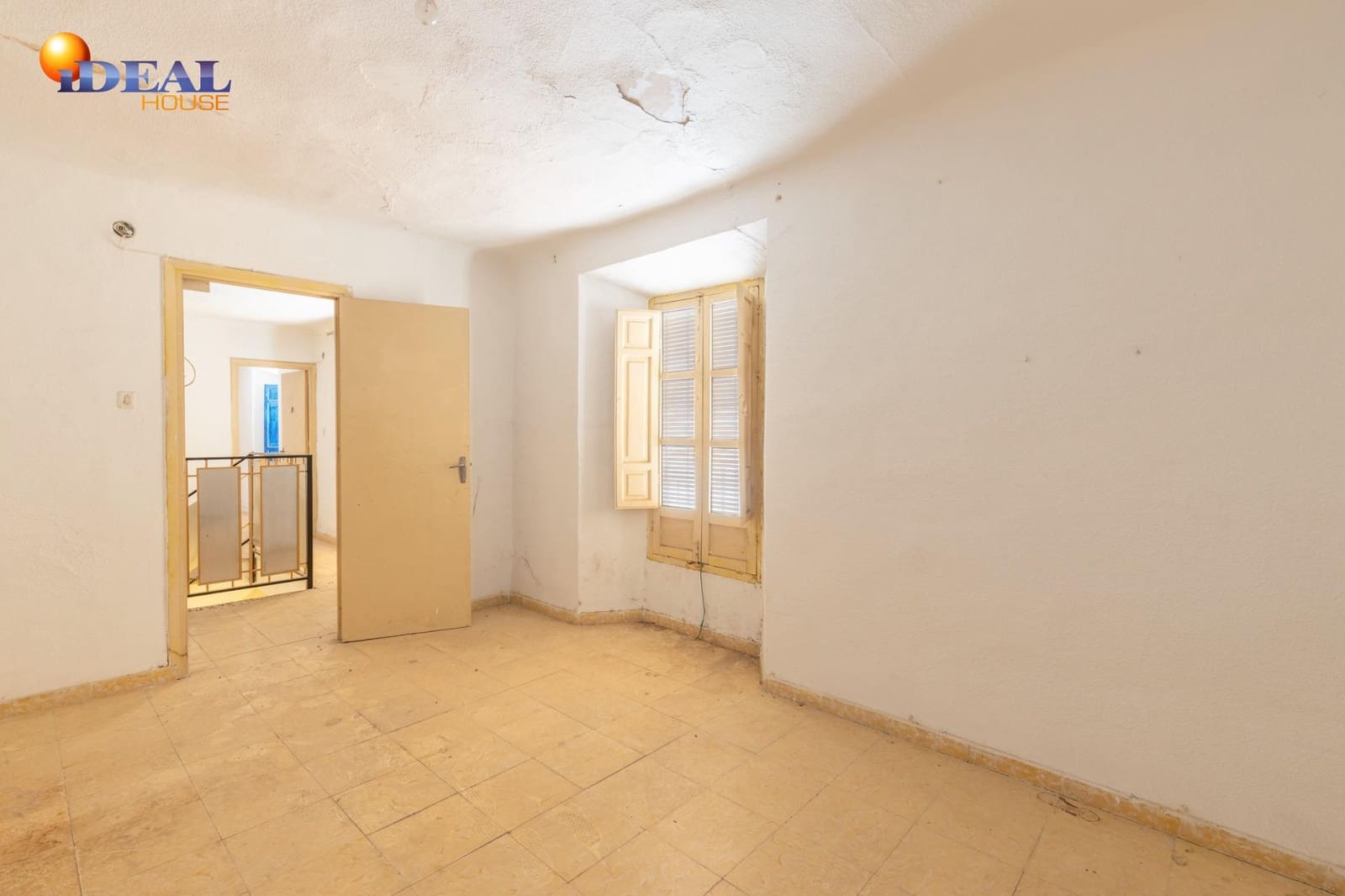 6 camera da letto Casa in vendita in Gojar con garage - 140.000 € (Rif: 9434434)