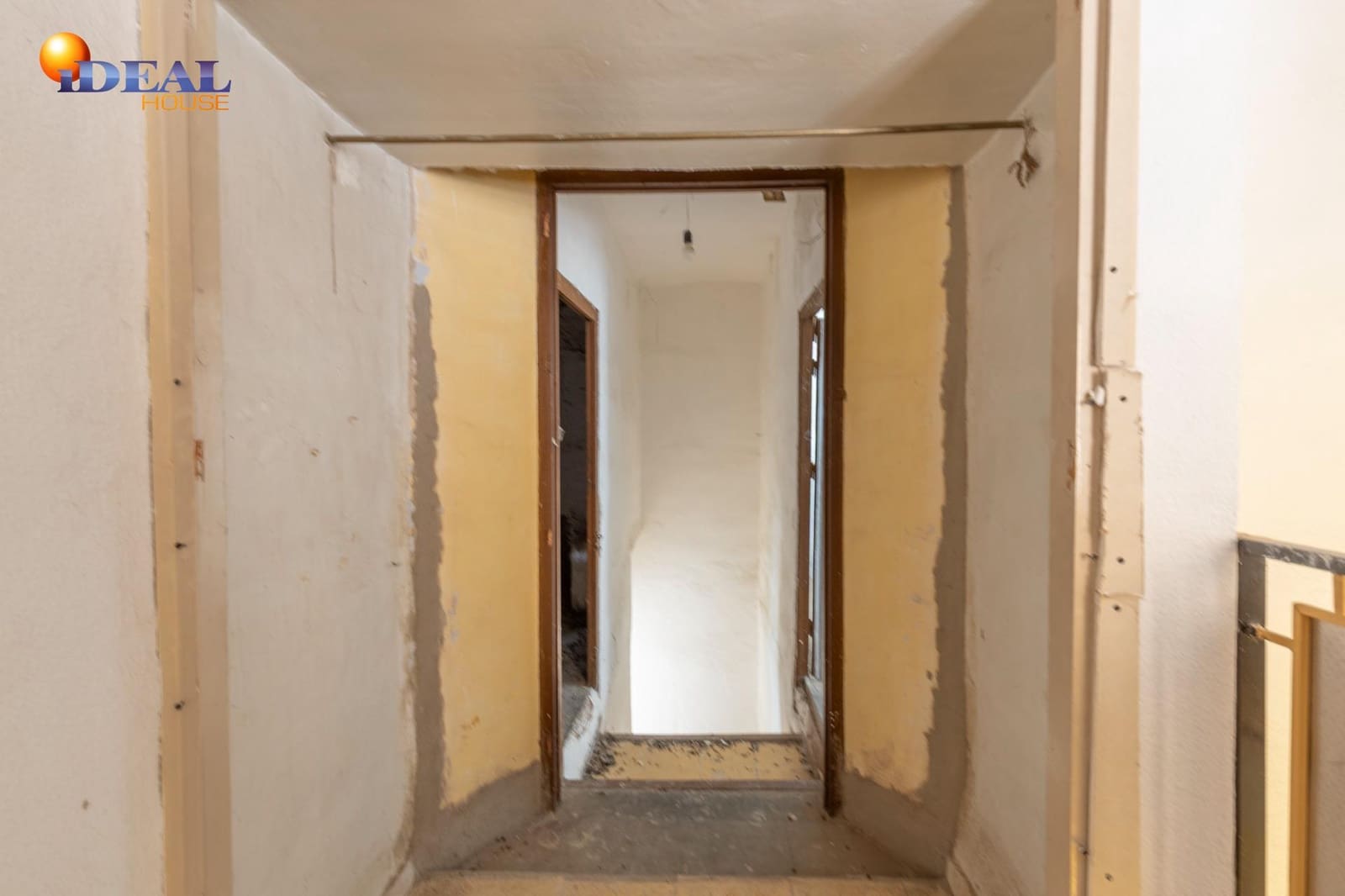 6 camera da letto Casa in vendita in Gojar con garage - 140.000 € (Rif: 9434434)