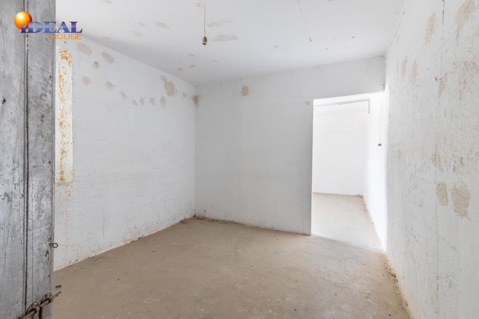 6 camera da letto Casa in vendita in Gojar con garage - 140.000 € (Rif: 9434434)