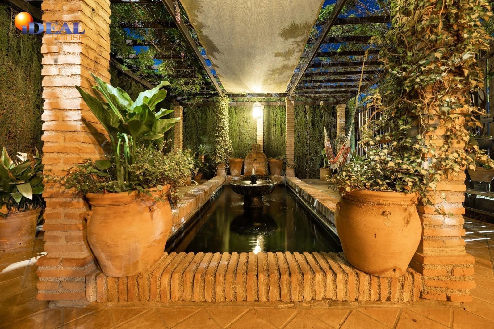 4 soverom Villa til salgs i Las Gabias med garasje - € 495 000 (Ref: 9434437)