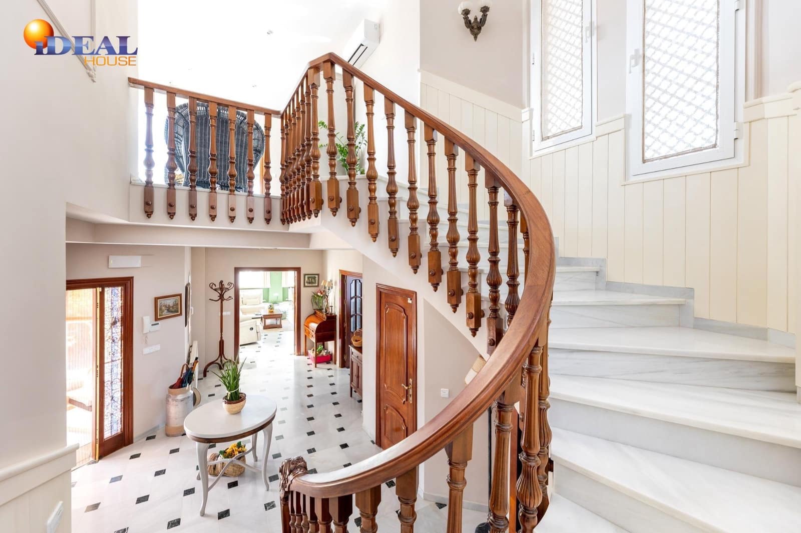 4 soverom Villa til salgs i Las Gabias med garasje - € 495 000 (Ref: 9434437)