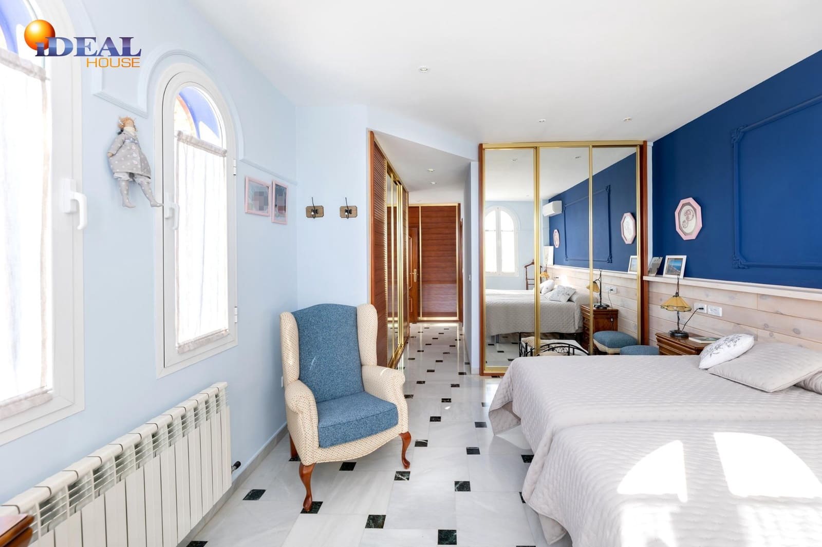 4 soverom Villa til salgs i Las Gabias med garasje - € 495 000 (Ref: 9434437)