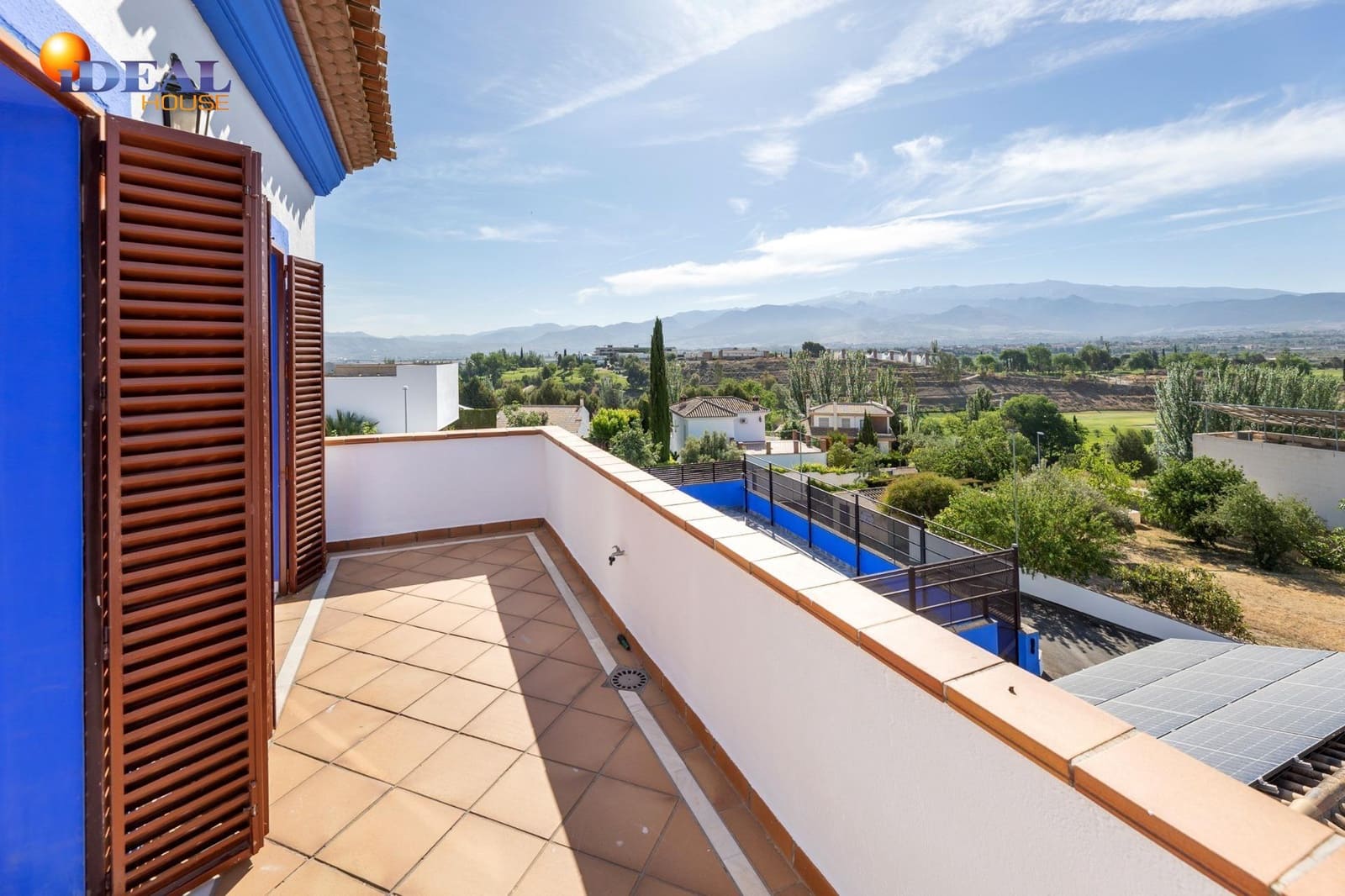 4 soverom Villa til salgs i Las Gabias med garasje - € 495 000 (Ref: 9434437)