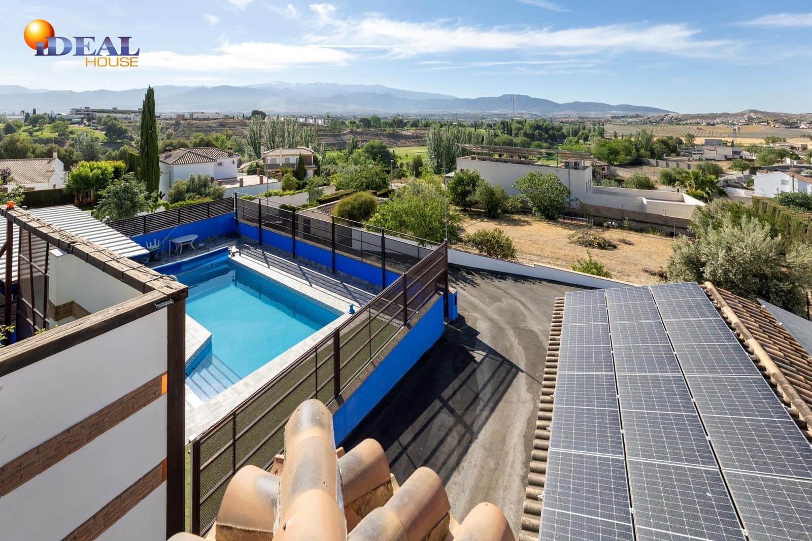 4 soverom Villa til salgs i Las Gabias med garasje - € 495 000 (Ref: 9434437)